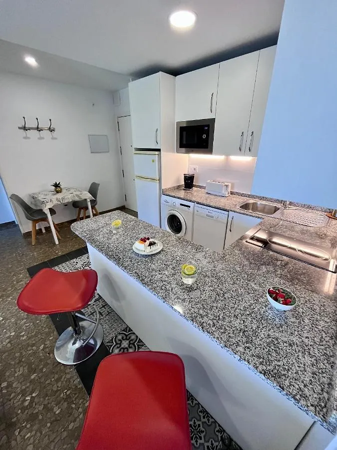 Apartment Gatu Villa Lucero, Preferente Mayores De 25 Anos Y Familias Cadiz Spain